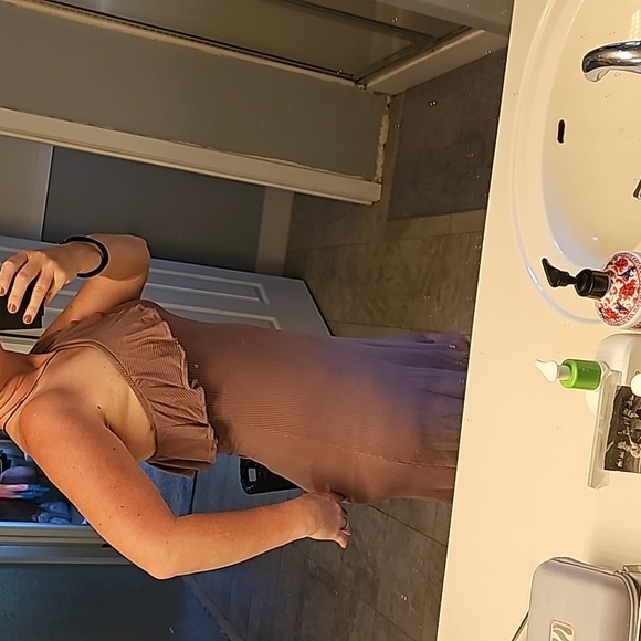 STUNNING ONE SHOULDER FRILLED RIBBED AMERICAN EAGLE STRETCH DRESS - Picture 3 of 8